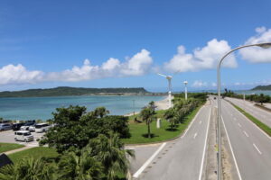 海中道路